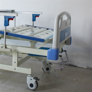 Factory Supply China Manual 2 Functions Hospital Bed/3 Shake Medical Bed/3 Cranks Nursing Care Bed